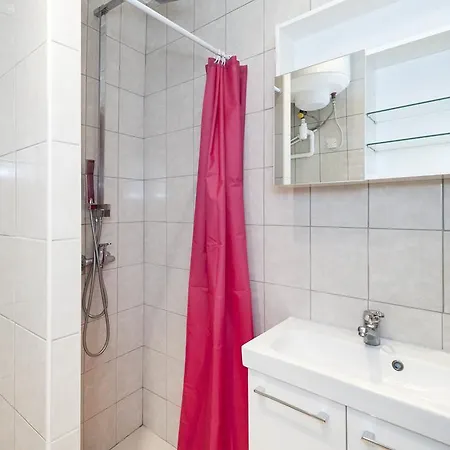 Cosy Bertin Studio * Parigi